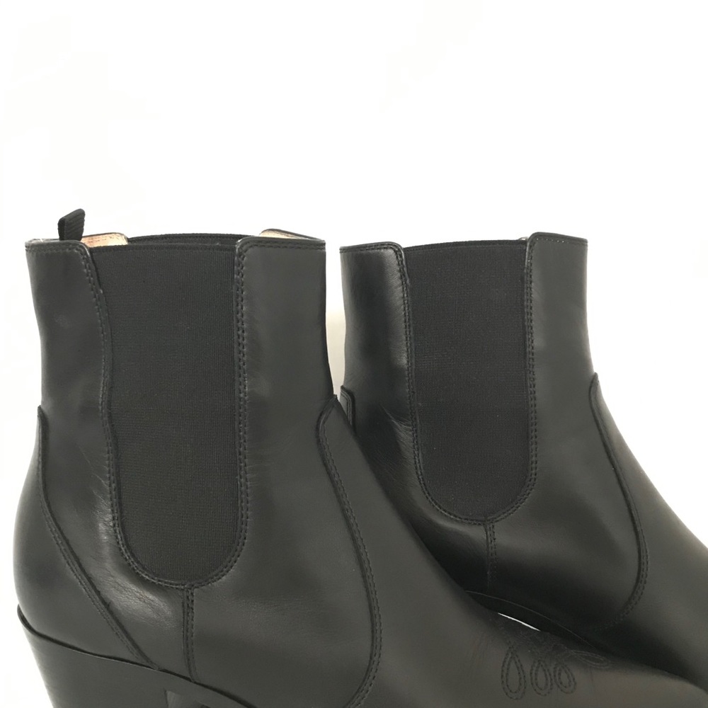 SOLD Gianvito Rossi Milano Austin VIP Black Bootie - Picture 4 of 12